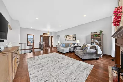 3586 Grand Meadows Crossing, Neenah, WI 54956 - Photo 8