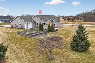 3586 Grand Meadows Crossing, Neenah, WI 54956 - Photo 54