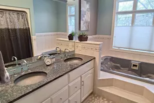 1844 Imperial Rd, Oshkosh, WI 54904 - Photo 16