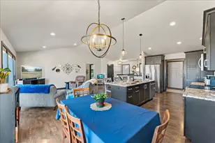 278 Brookview Dr, Luxemburg, WI 54217 - Photo 18