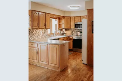 1838 Westbreeze Drive, Oshkosh, WI 54904 - Photo 2