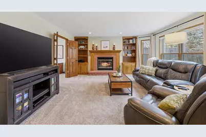 1838 Westbreeze Drive, Oshkosh, WI 54904 - Photo 10