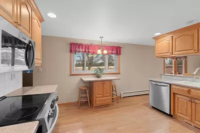 914 S Main Street, Mishicot, WI 54228 - Photo 16