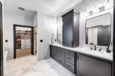 3907 Trappers Bend Court, Green Bay, WI 54313 - Photo 16