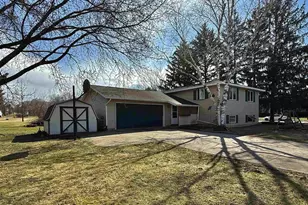 266 Forest St, Berlin, WI 54923 - Photo 70