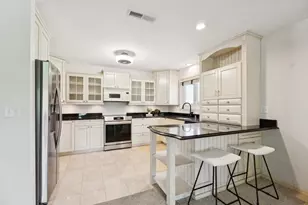 2490 Stroebe Island Dr, Appleton, WI 54914 - Photo 6