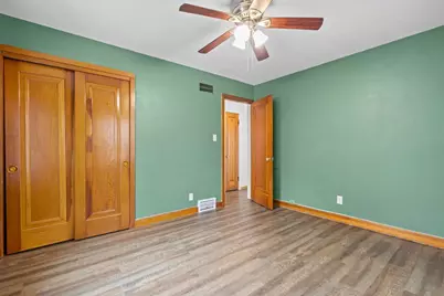 825 15th Avenue, Green Bay, WI 54304 - Photo 10