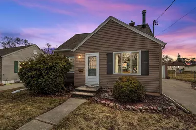 825 15th Avenue, Green Bay, WI 54304 - Photo 2