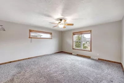 3825 Shore Crest Lane, Green Bay, WI 54311 - Photo 14