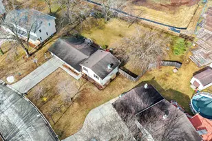 3638 Glenbrooke Ln, Green Bay, WI 54301 - Photo 56