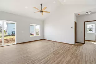 224 N 9th St, Hilbert, WI 54129 - Photo 10