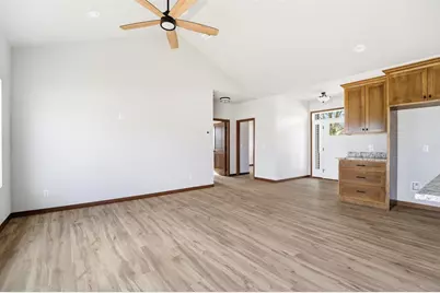 224 N 9th Street, Hilbert, WI 54129 - Photo 4