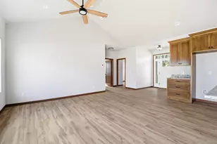 224 N 9th St, Hilbert, WI 54129 - Photo 4