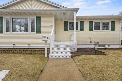 3101 16th Street, Menominee, MI 49858 - Photo 2