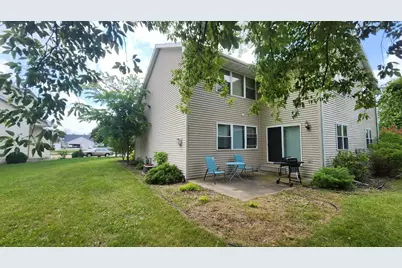 715 Edge Point Court, De Pere, WI 54115 - Photo 4