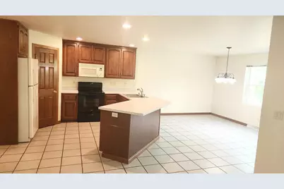 715 Edge Point Court, De Pere, WI 54115 - Photo 8