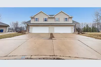 715 Edge Point Court, De Pere, WI 54115 - Photo 2