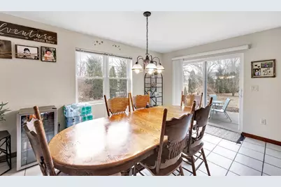 715 Edge Point Court, De Pere, WI 54115 - Photo 8