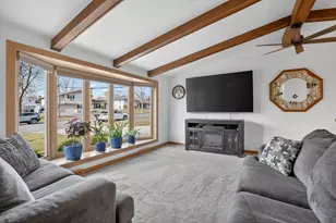 944 Duchateau Ave, Green Bay, WI 54304 - Photo 8