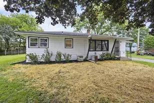 148 N Park St, Markesan, WI 53946 - Photo 4