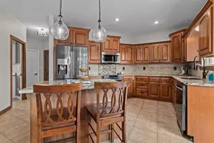 2304 Haysacher Ct, Kaukauna, WI 54130 - Photo 6