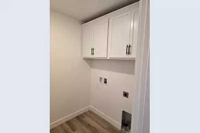 8372 Marlo Avenue, Neenah, WI 54956 - Photo 12