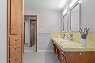 1913 Outagamie Street, Appleton, WI 54914 - Photo 42