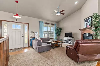 N9050 Spring Valley Road, Menasha, WI 54952 - Photo 8