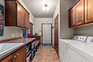 N9050 Spring Valley Rd, Menasha, WI 54952 - Photo 16