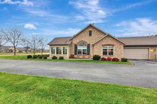 2107 E Milestone Dr, Appleton, WI 54913 - Photo 28