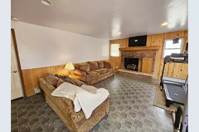 W142 State Rd 54, Oneida, WI 54155 - Photo 8