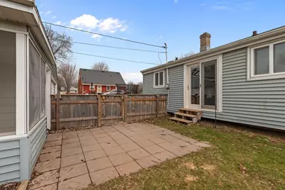 980 W Cecil Street, Neenah, WI 54956 - Photo 26