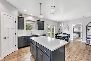 509 N Erie St, De Pere, WI 54115 - Photo 8