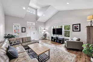 509 N Erie St, De Pere, WI 54115 - Photo 6