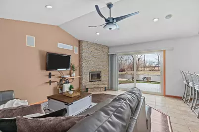 6454 Sunshine Harbour Drive, Winneconne, WI 54986 - Photo 16