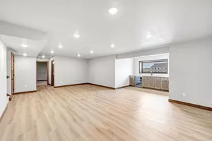 675 Sunset, Green Bay, WI 54313 - Photo 24