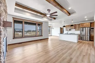 675 Sunset, Green Bay, WI 54313 - Photo 4