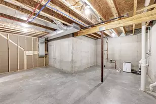 675 Sunset, Green Bay, WI 54313 - Photo 32