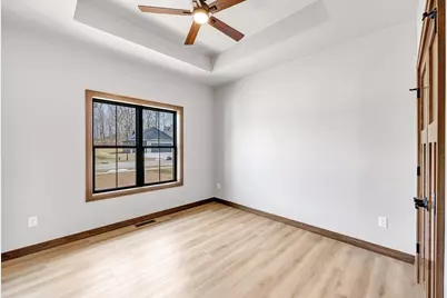 675 Sunset, Green Bay, WI 54313 - Photo 18