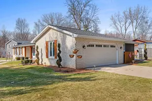 2031 Parkwood Ct, Green Bay, WI 54304 - Photo 54