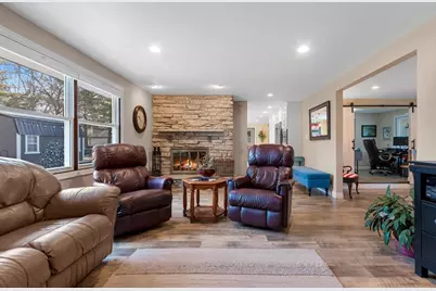 2031 Parkwood Court, Green Bay, WI 54304 - Photo 16