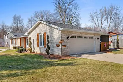 2031 Parkwood Court, Green Bay, WI 54304 - Photo 54