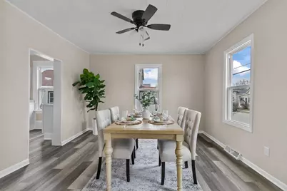 22 E Melvin Avenue, Oshkosh, WI 54901 - Photo 8