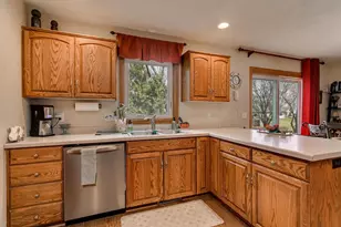 W6074 Strawflower Dr, Appleton, WI 54915 - Photo 8