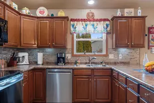 2008 Nature's Way, Menasha, WI 54952 - Photo 6