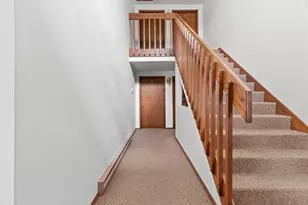 2405 Cedar Ridge Ct, Green Bay, WI 54313 - Photo 12