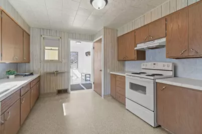 571 Grove Street, Neenah, WI 54956 - Photo 10