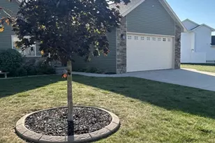 2206 Blue Stem Ln, De Pere, WI 54115 - Photo 18