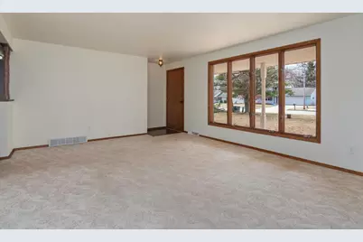 3026 Evergreen Avenue, Green Bay, WI 54313 - Photo 2