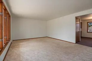 3026 Evergreen Ave, Green Bay, WI 54313 - Photo 10